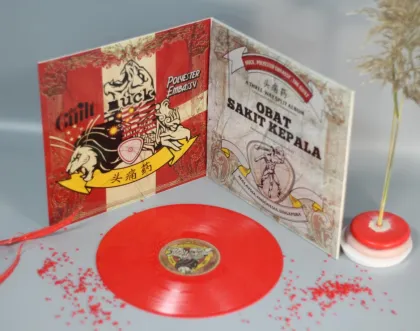 Music Vinyl Manufacturers: Custom 12'' Record LP Pressing