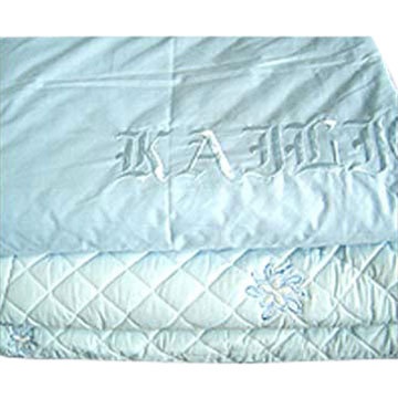 100% Cotton Embroidered Quilt