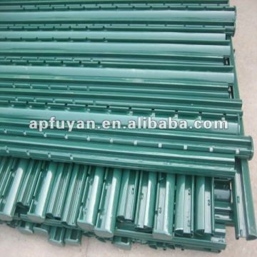 High quality! Green PVC coated peach fence post