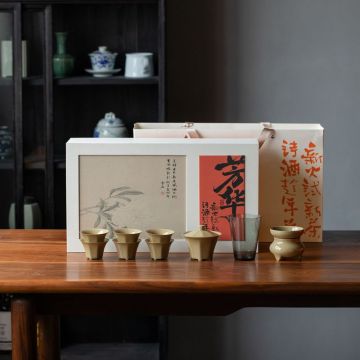 مجموعة شاي Kung Fu المتطورة - Teapot Ceramic Ceramic ، Tureen ، Gaiwan في صندوق الهدايا