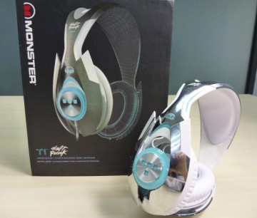 Hot Sale White Tron T1 studio headphones noise cancelling with serial NO.
