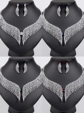 Wing Paved CZ Collar Bridal Set