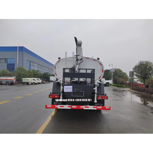 4X4 Water Truck With Solar Panel Cleaning Facilites