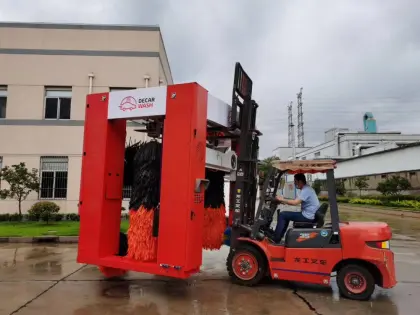 Touchless Car Wash Machine With Five Brushes