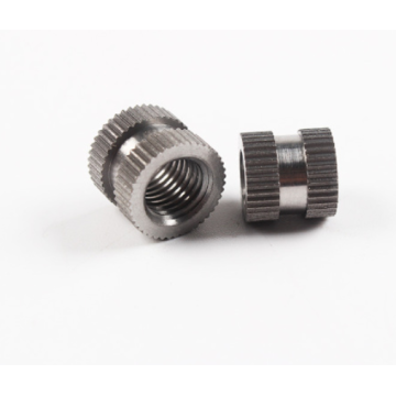 Nestandardní metrické ocelové matice