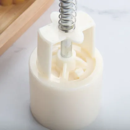 Food Grade Plastic ABS Round Mooncake Mold Pastry Tool