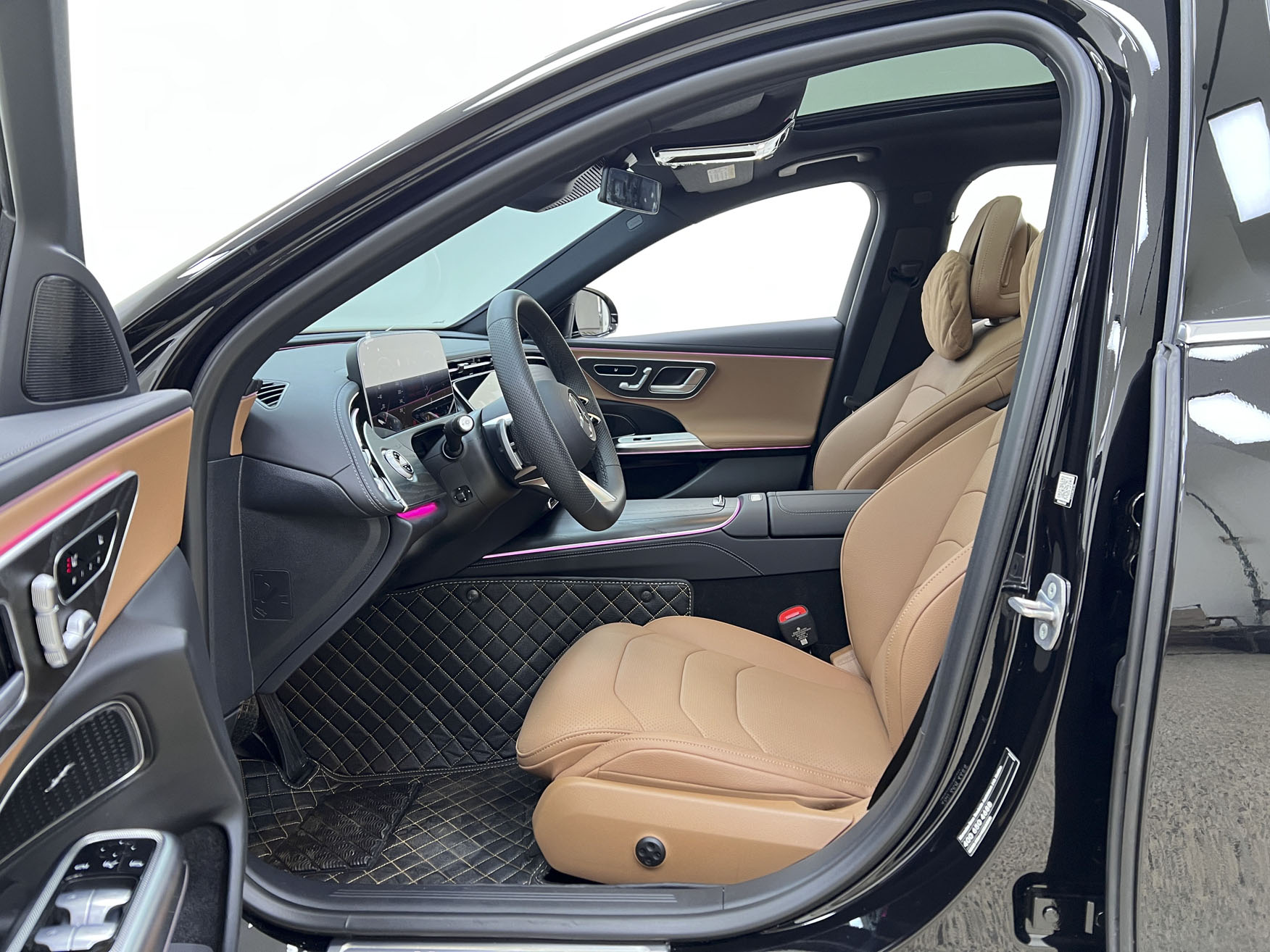 Mercedes-Benz E-Class 2024