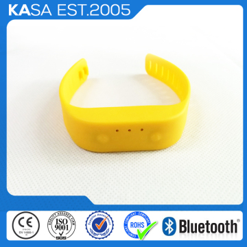 2014 New Bluetooth Activity Wristband Pedometer
