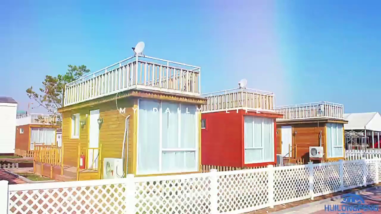 Portable Container Living Units for Bookstores, Cafés, and Resorts