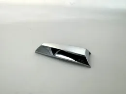 push button for vehicle parts