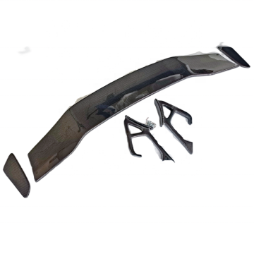 High-Quality DMC Style Carbon Fiber Rear Spoiler for Lamborghini Gallardo Models: Enhance Your Car's Aesthetic and Performance