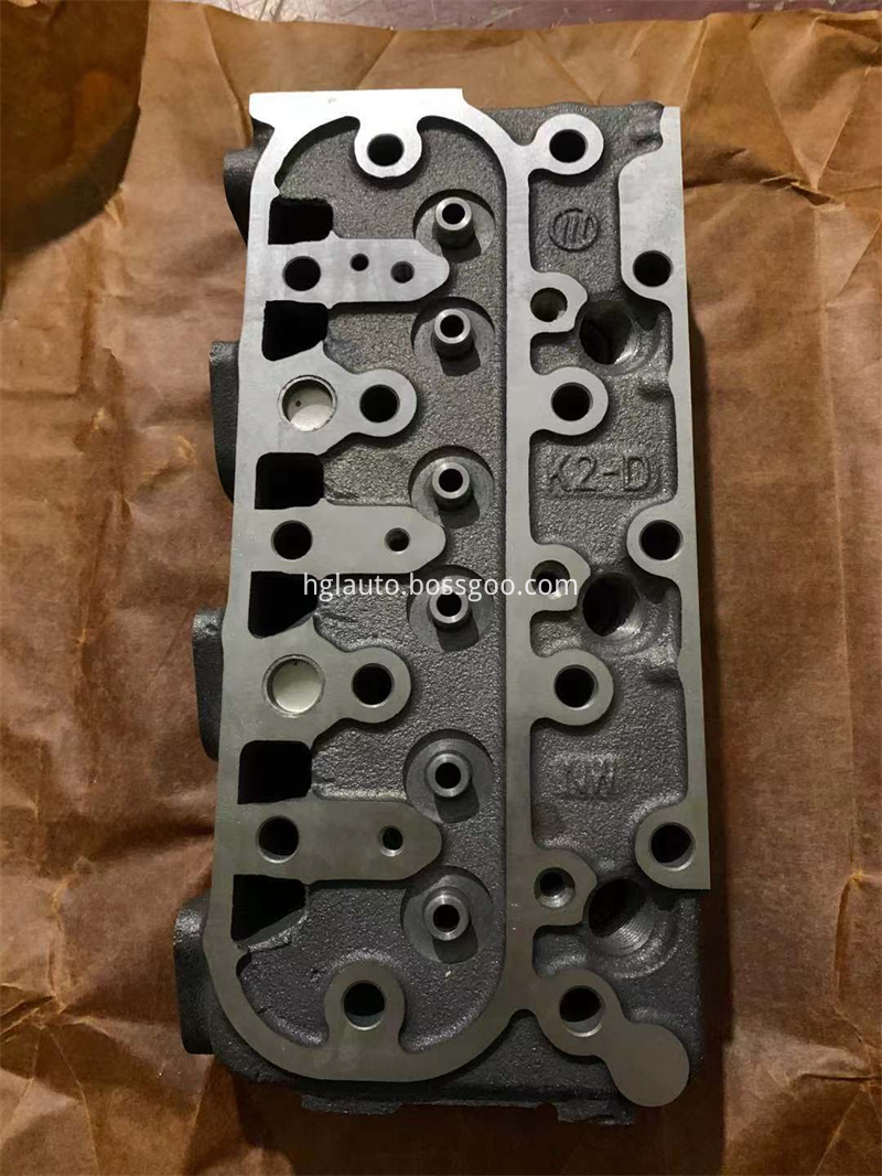 D1105 CYLINDER HEAD