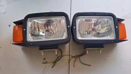 ZX130W Hitachi Electric Parts - Right and Left Lamps