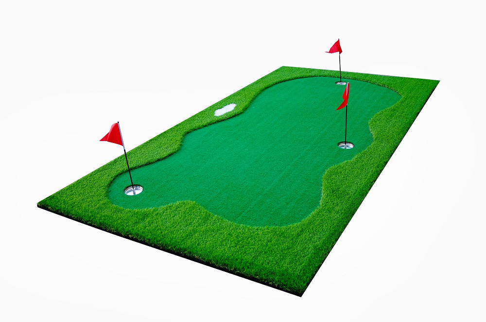 لعبة الجولف تضع العلم الأخضر للمنزل الأحمر