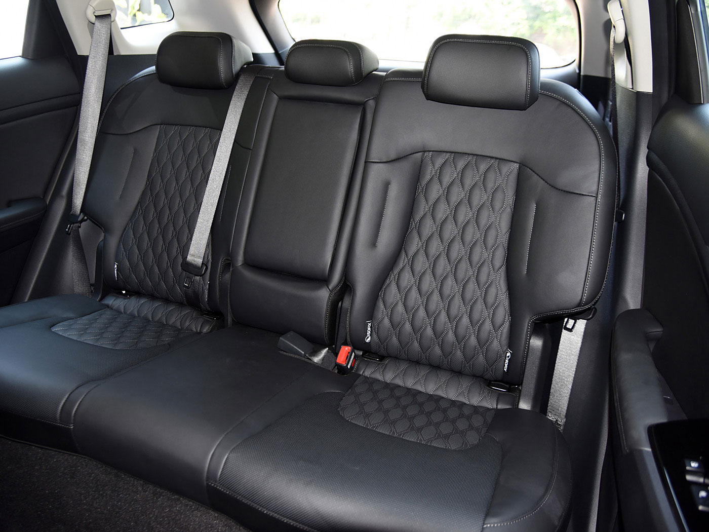 Kia Sportage 2.0L HEV 2WD Premium Edition