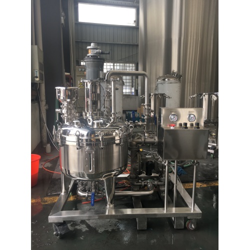 Custom batching container mixing tank