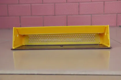 Effect of bee pollen trap on honey bee