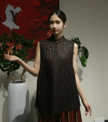 Heritage Xiangyun Sha Brown Sleeveless Top
