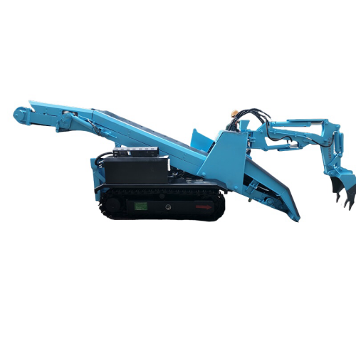 Маленький гусеничный ремень, засыпанный погрузчиком