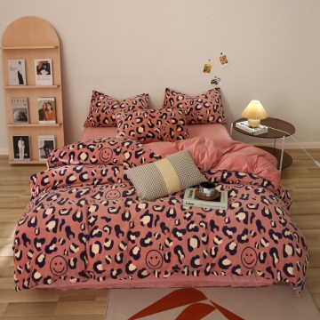 Set tempat tidur lembut hangat rumah macan tutul merah muda yang modis