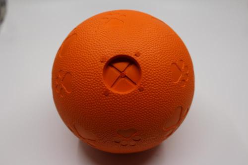 Dia 11cm Rubber durable treat ball