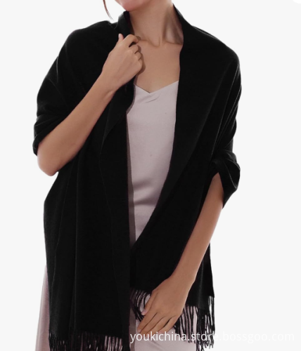 Women's Pashmina Shawls and Wraps: Elegant Bridesmaid and Wedding Scarves for Winter