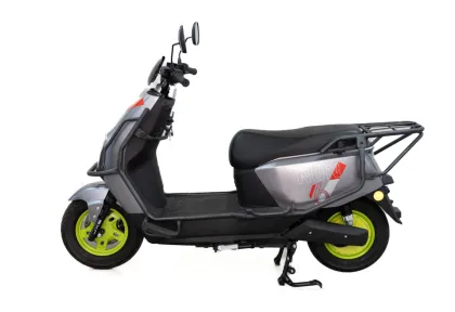 electric cruiser motorcycle with high-capacity