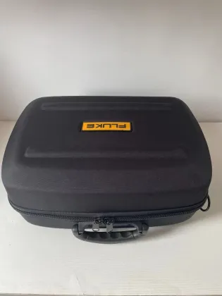 Fluke 1555FC Insulation Resistance Testers up to 10kV