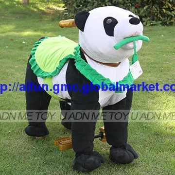 Panda Yuanyuan, kids riding toys cars