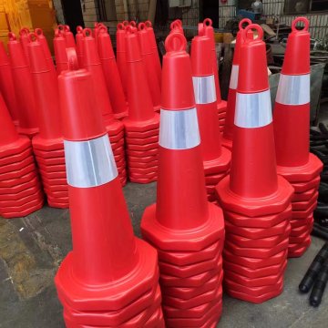 75cm PE Traffic Cone Filled with Sand and Equipped with Lifting Ring