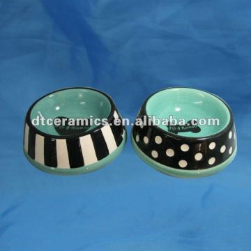 Ceramic pet bowl