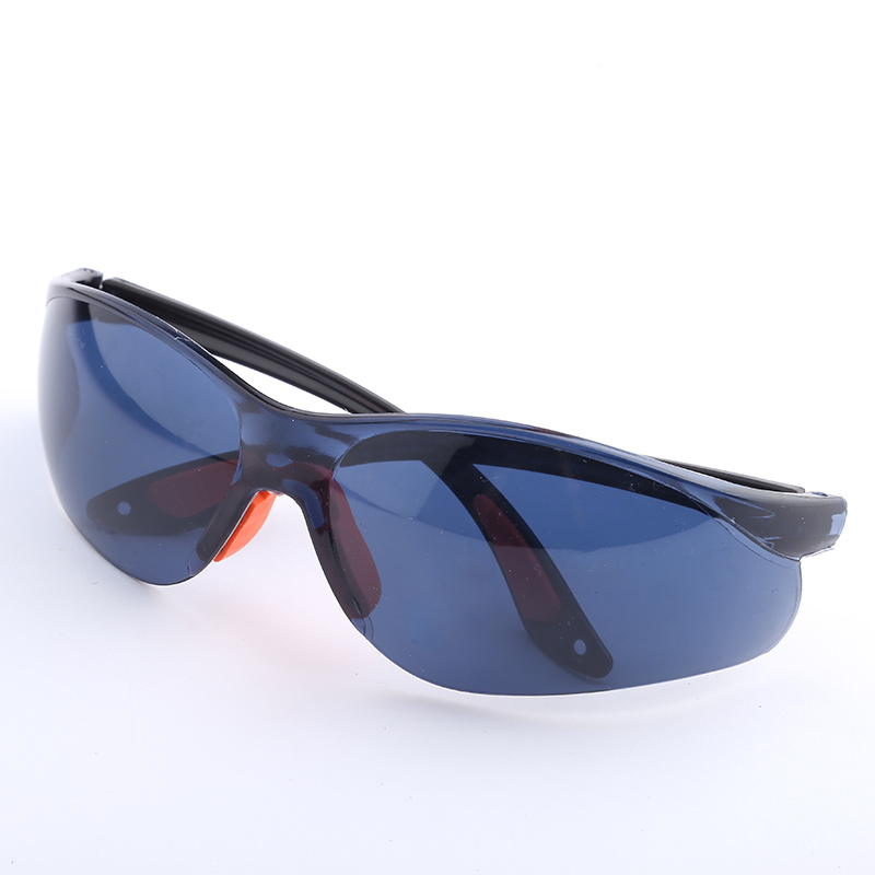 Streamlined anti-impact thickened PVC goggles