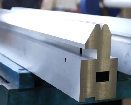 Precision Triangle Slide Rail