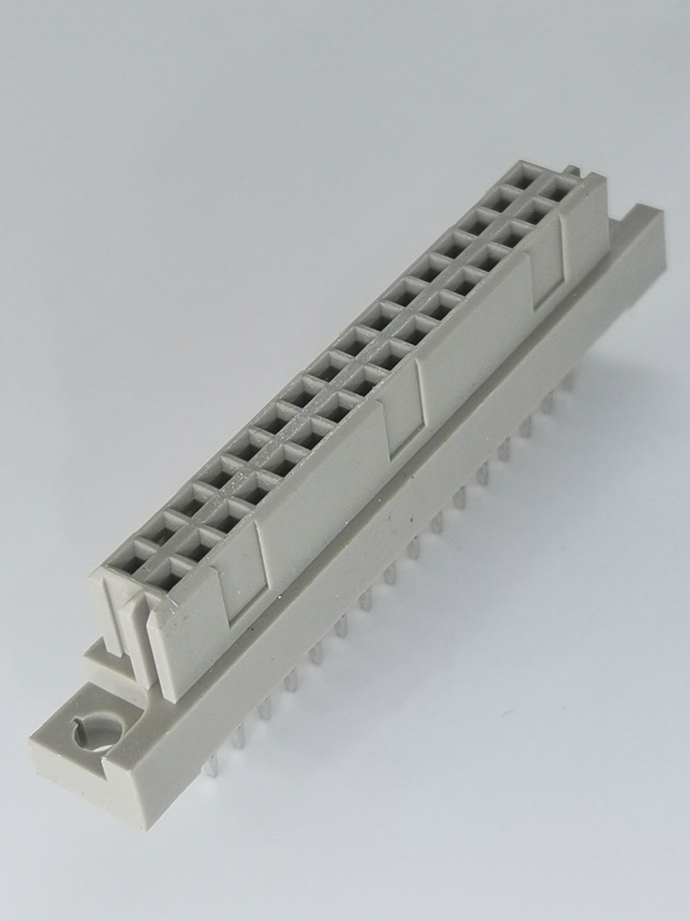 32 Position Vertical Half B Receptacles Eurocard Connectors