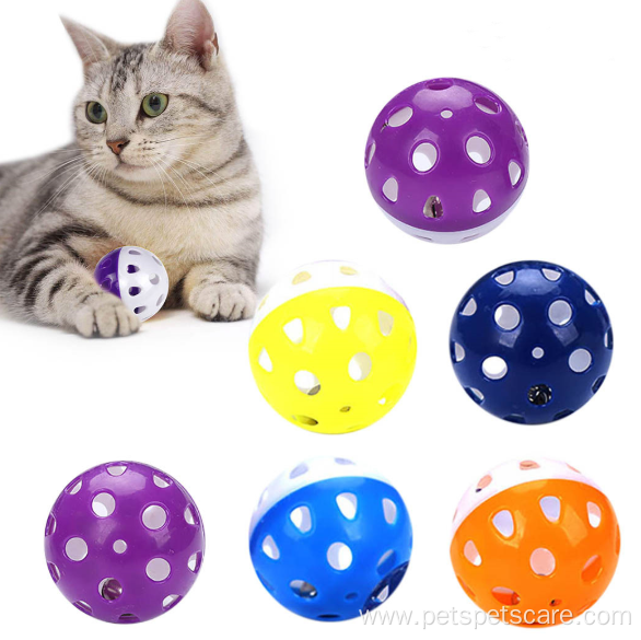 Hot-selling high quality hollow plastic ball cat toy