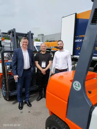 New 4 Ton Diesel Dou Gong Forklift