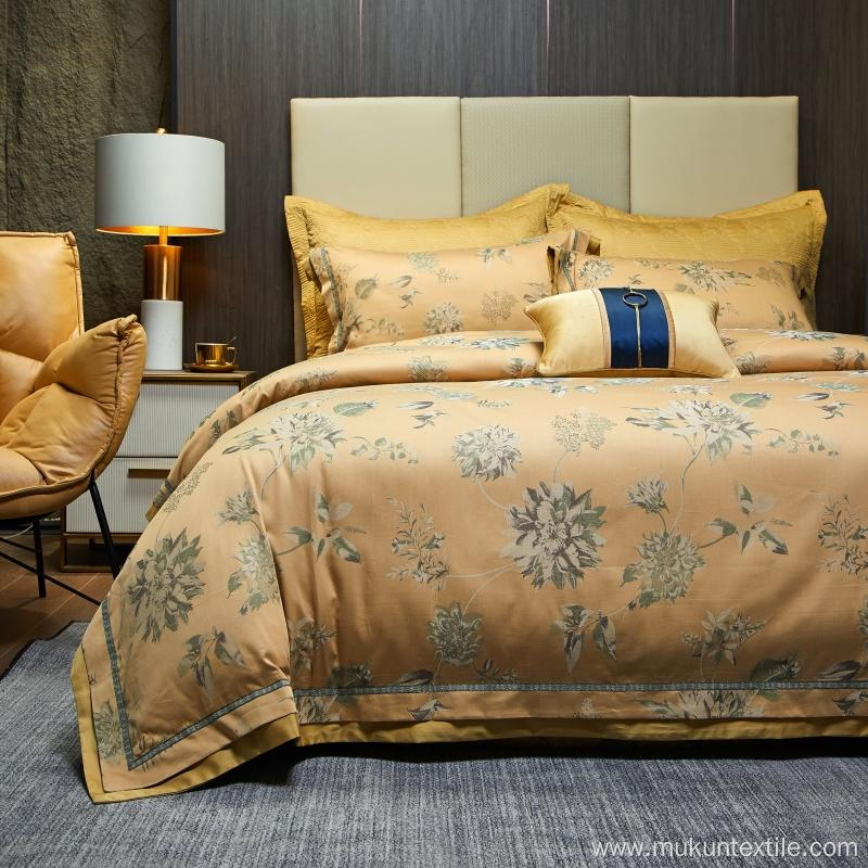 Professional solid yarn-dyed jacquards Luxury Bedding Set