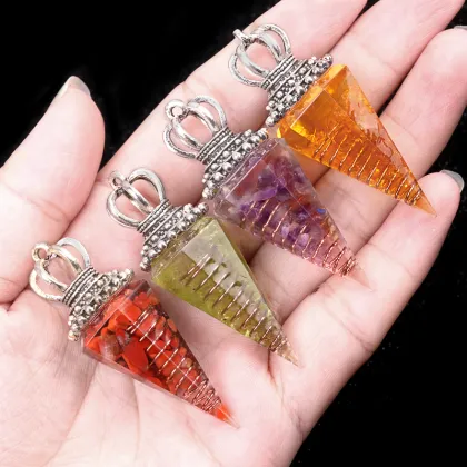 Green Aventurine Chip Stone Resin Antique Silver Crown Hexagonal Cone Pendant & Pendulum