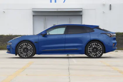 2024 Zeekr 001: 5-Seater Electric SUV with 700km Range