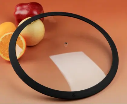 Black silicone lid for cookware