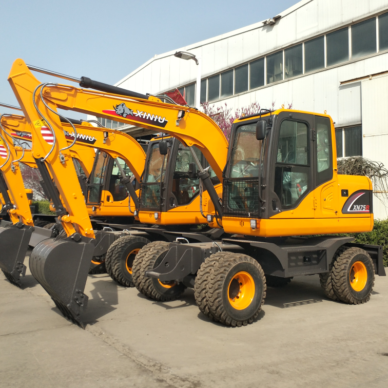 6 Ton Wheel Excavator 4