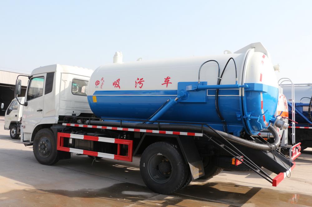 10000L camión de succión de alcantarillado de vacío Dongfeng