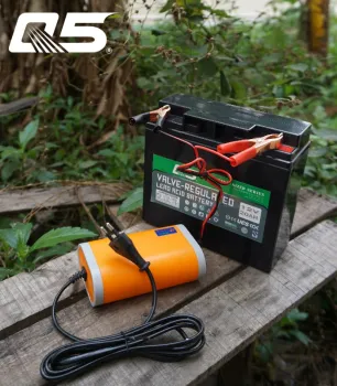 12V6A Automatic Trickle Lead acid battery Charger Storage Battery Charger