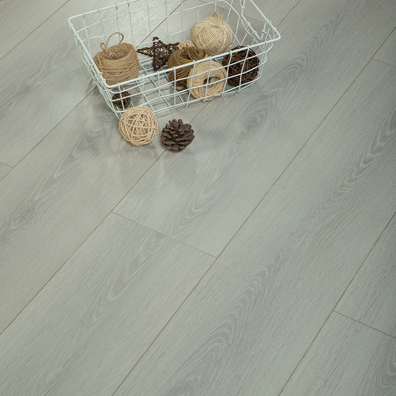 Multilayer Warm wood Borders Timber Flooring Oak Engineered