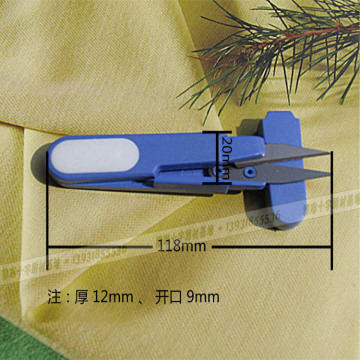 Wholesale handmade tools sewing tools portable mini scissors with cap cross stitch