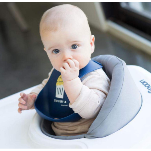 Custom Waterproof Nyaman Silicone Baby Bibs