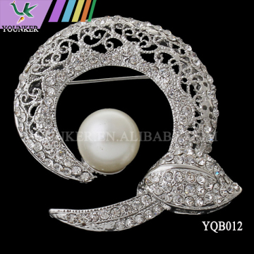 wholesale jewelry moon shape rhinestone pave brooch for women wedding decoration
