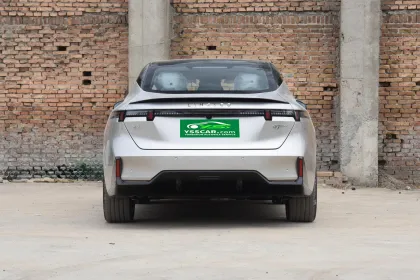 Lynk & Co 07 EM-P: New Arrival in Plug-In Hybrid Sedans