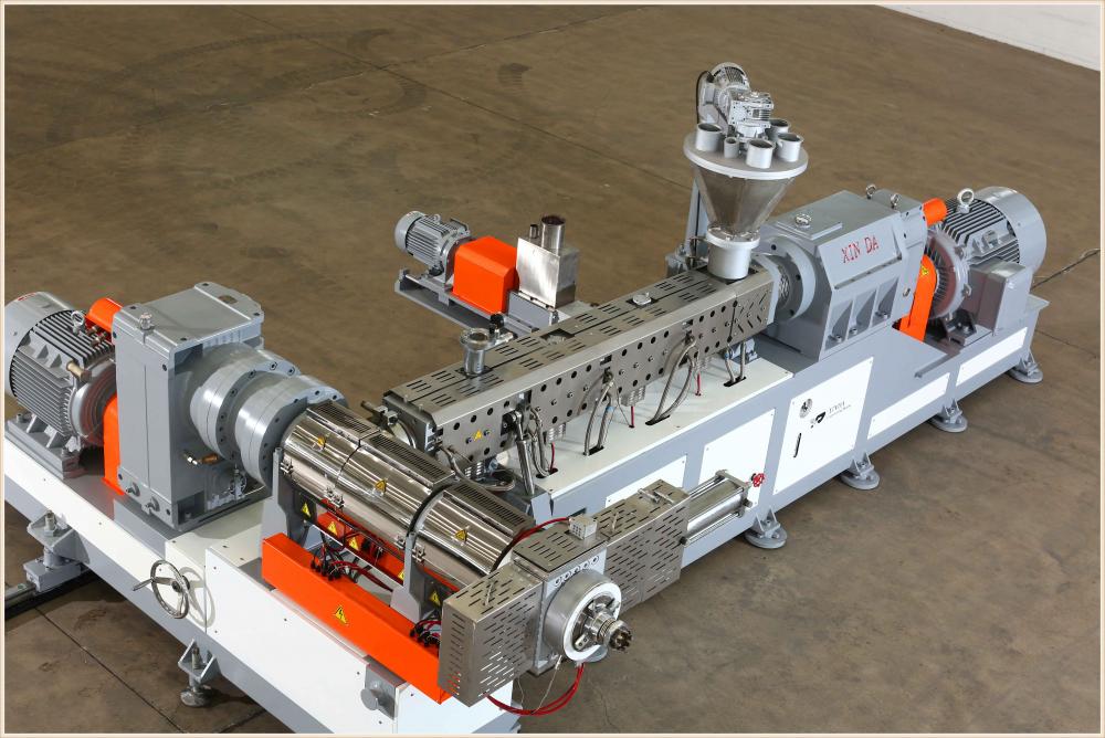 Lightening Pellet Functional Masterbatch Compounding Extruder Pelletizing Line