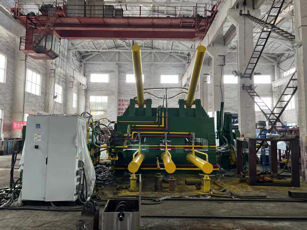 Hydraulic Auto Packaging Car Scraps Baling Press Machine